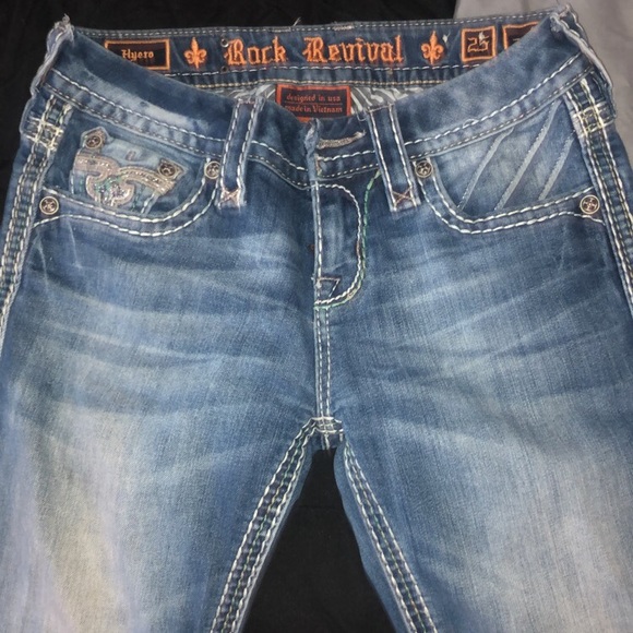 Jeans - Picture 2 of 5